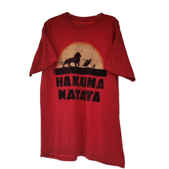 Disney Lion King T Shirt Hakuna Matata Medium Red - Picture 1 of 3